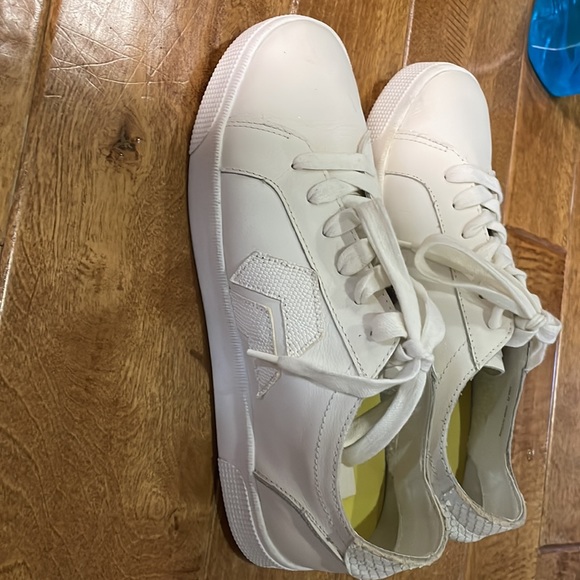 Dolce Vita shoe size 7.5 - Picture 4 of 9